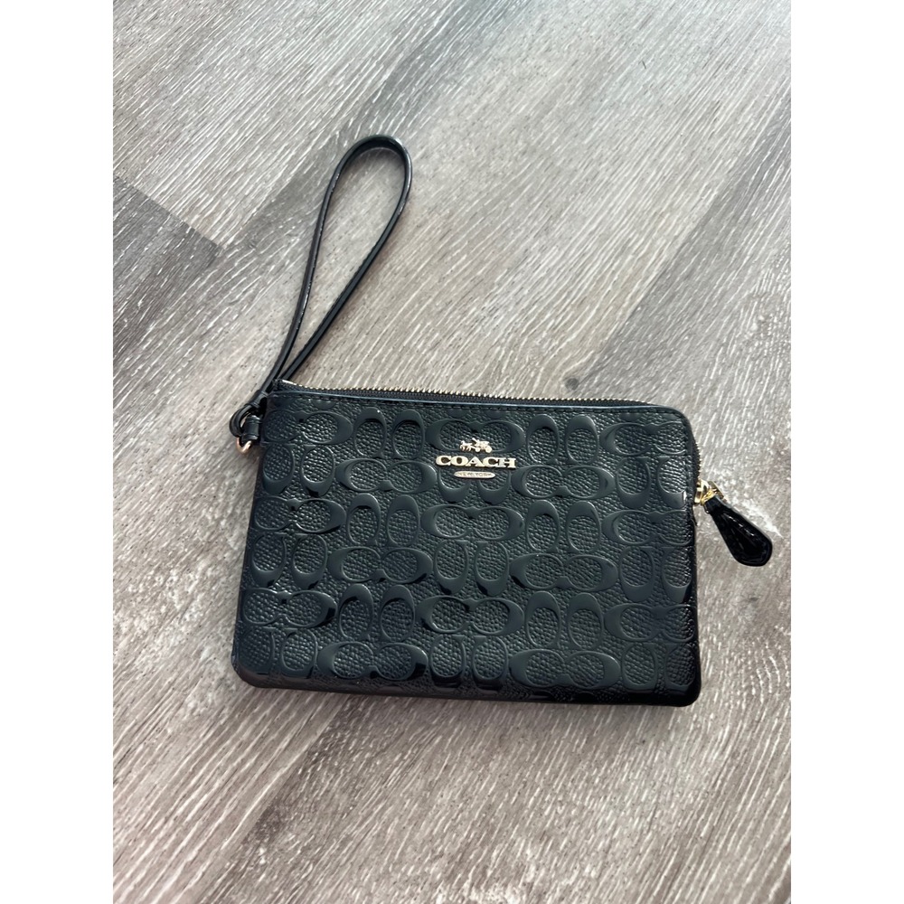Coach Wristlet Women Small Black Excellent Signature Patent Leather Zip Pouch